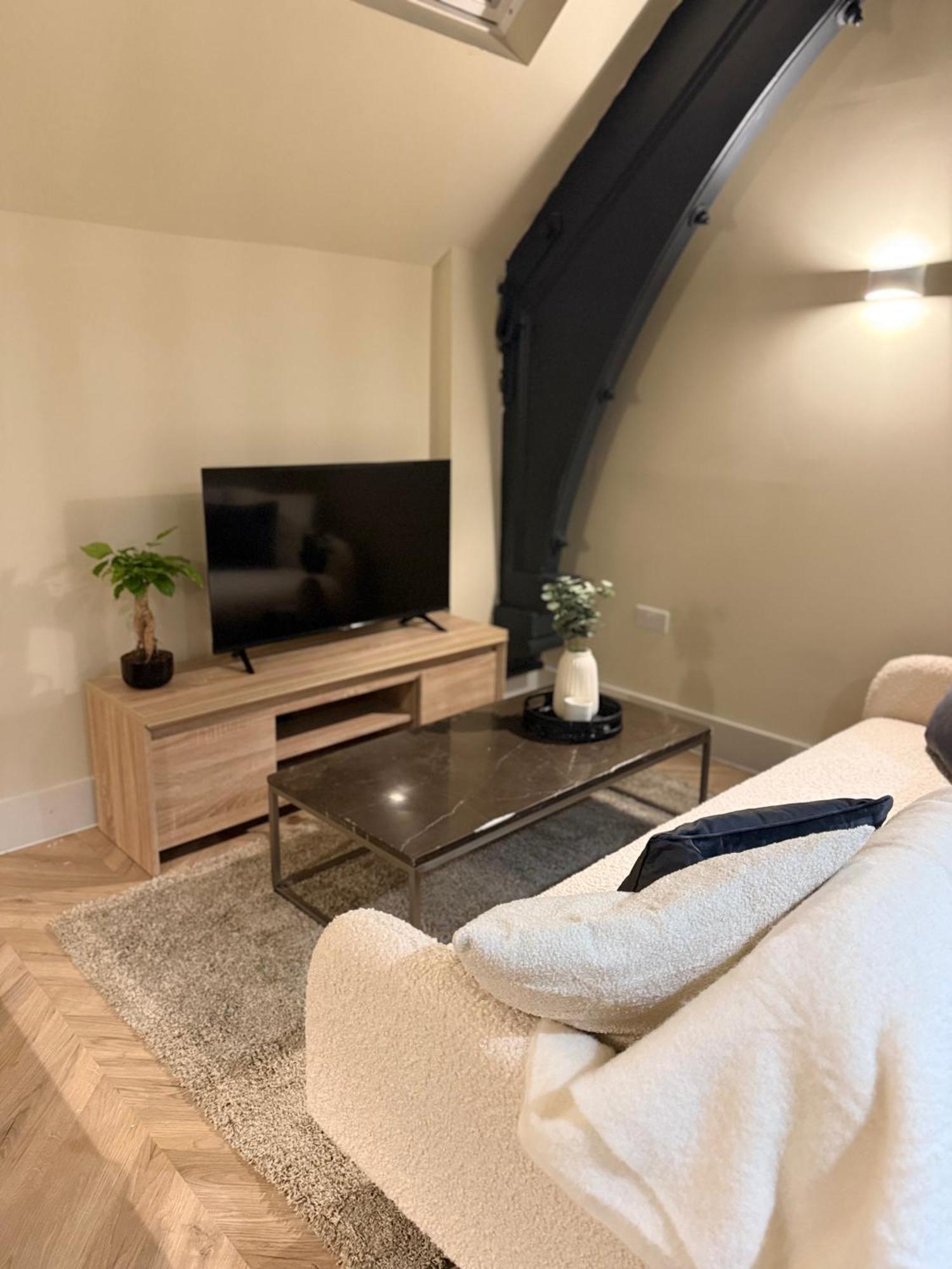 Cosy Mezzanine Apartment Leeds City Centre Extérieur photo